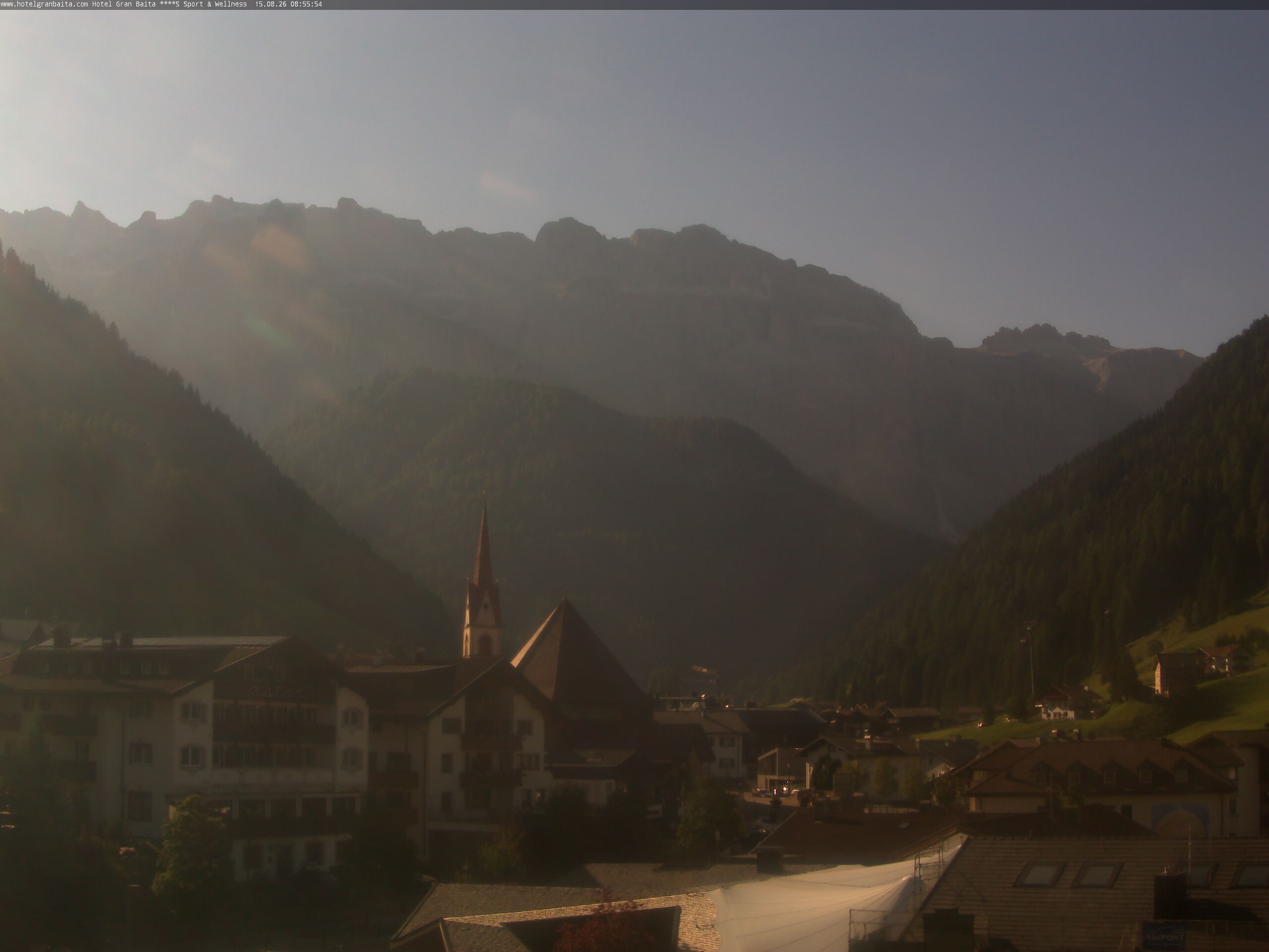 09:00
