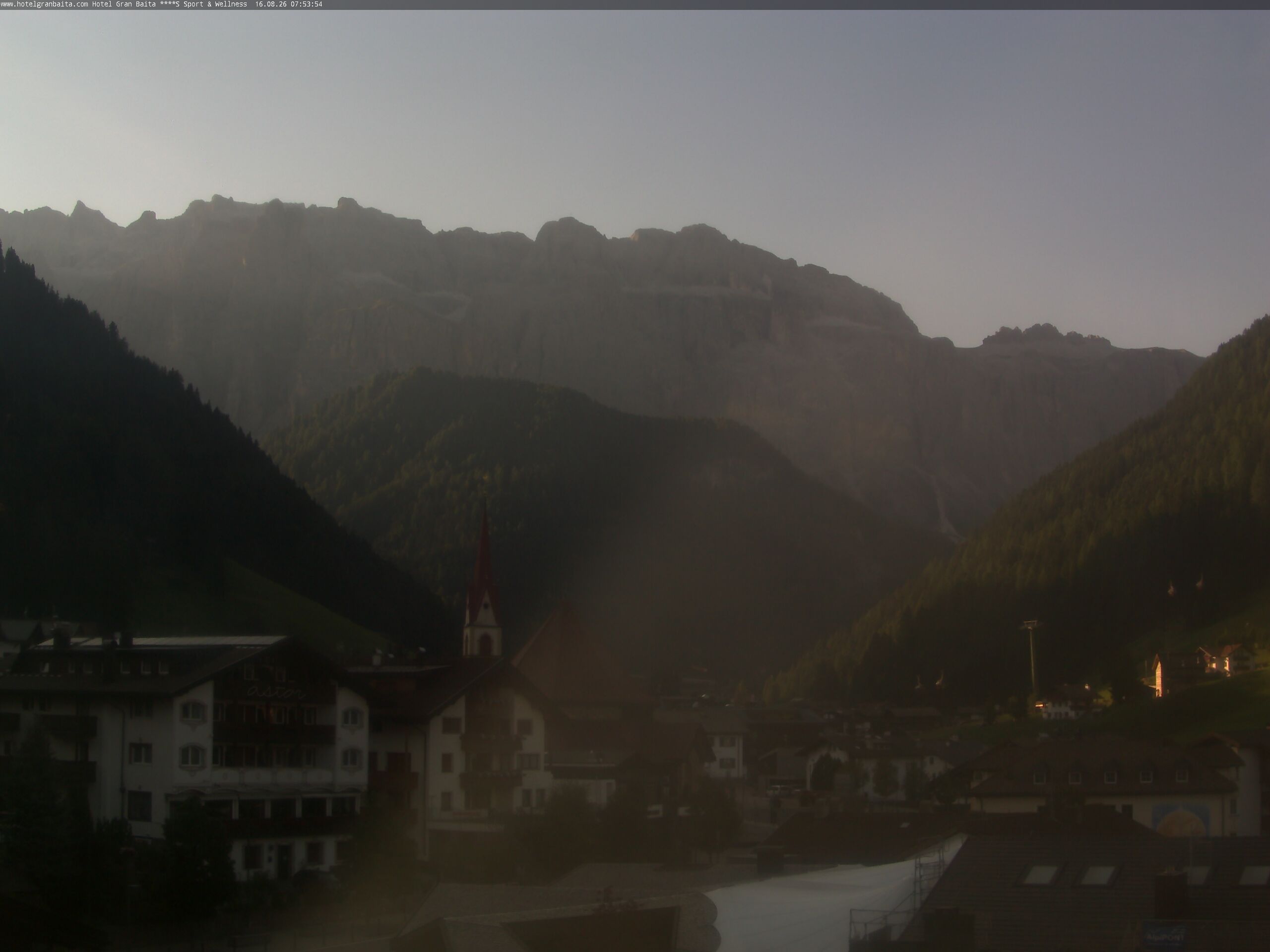 08:00