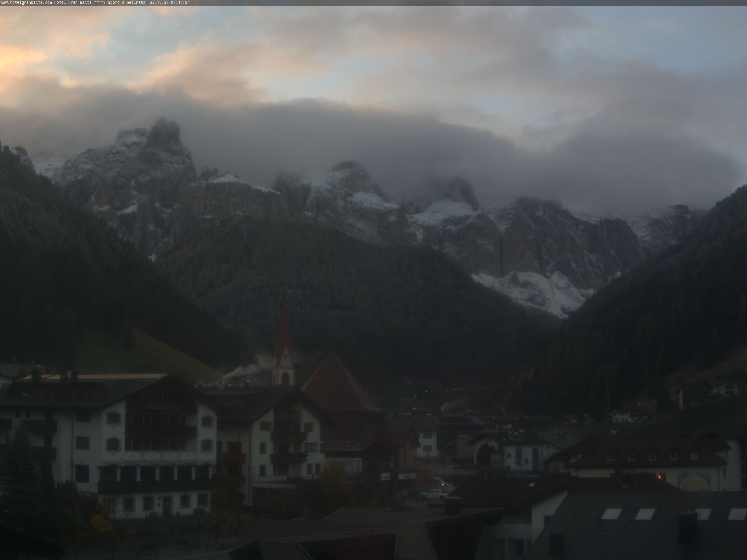 08:00